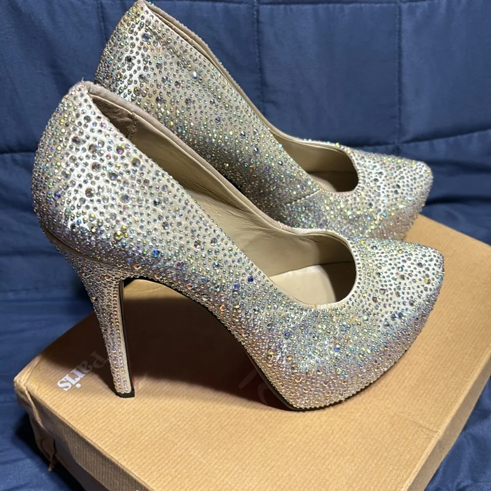 Christian Louboutin Crystal Embellished Platform Pumps - Silver
